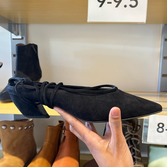 NIB Co. suede shoes with ankle ties